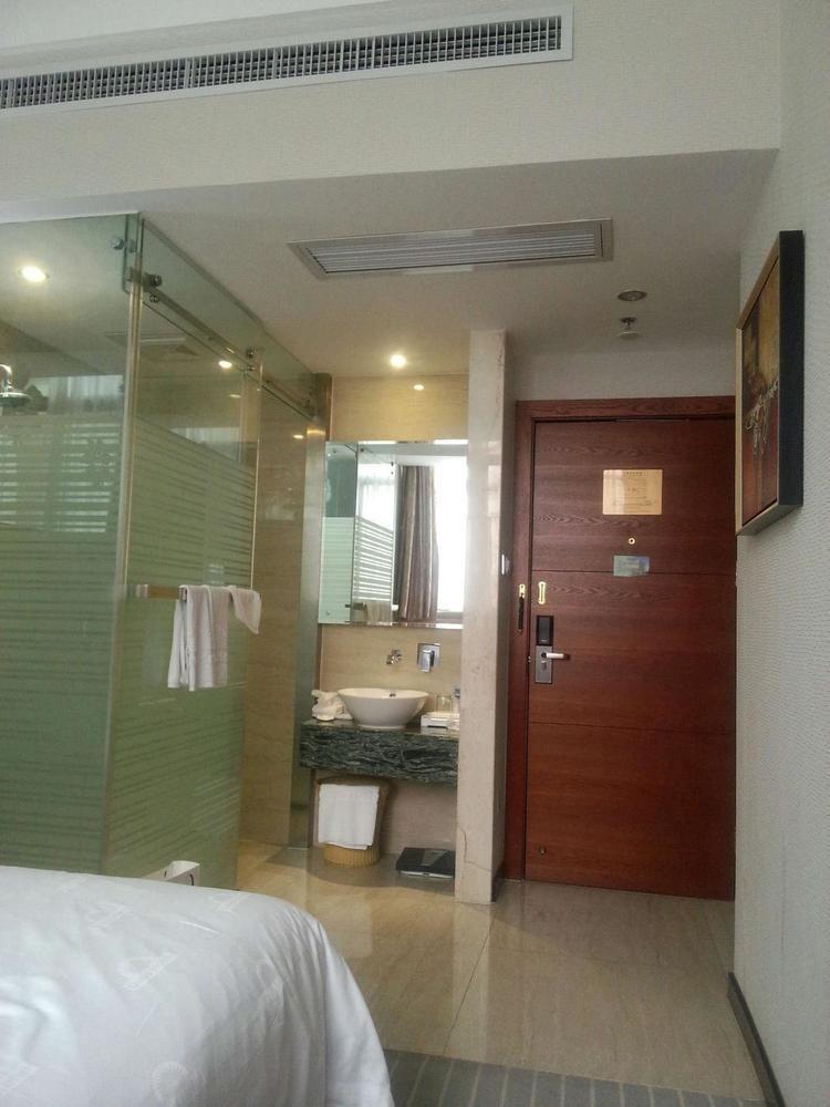 Days Inn Hotspring Xiamen Eksteriør bilde