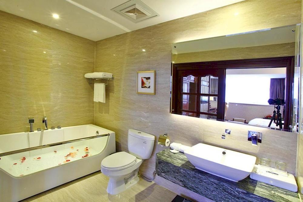 Days Inn Hotspring Xiamen Eksteriør bilde