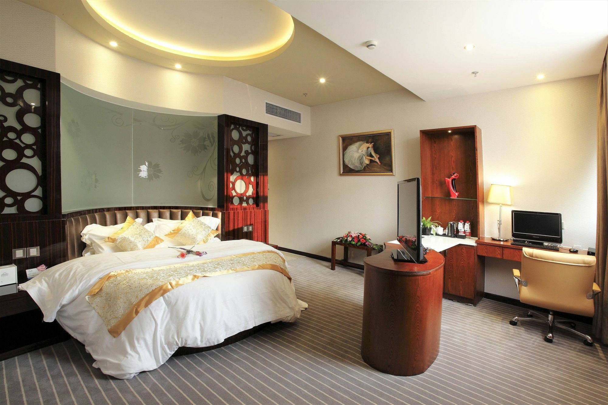 Days Inn Hotspring Xiamen Eksteriør bilde